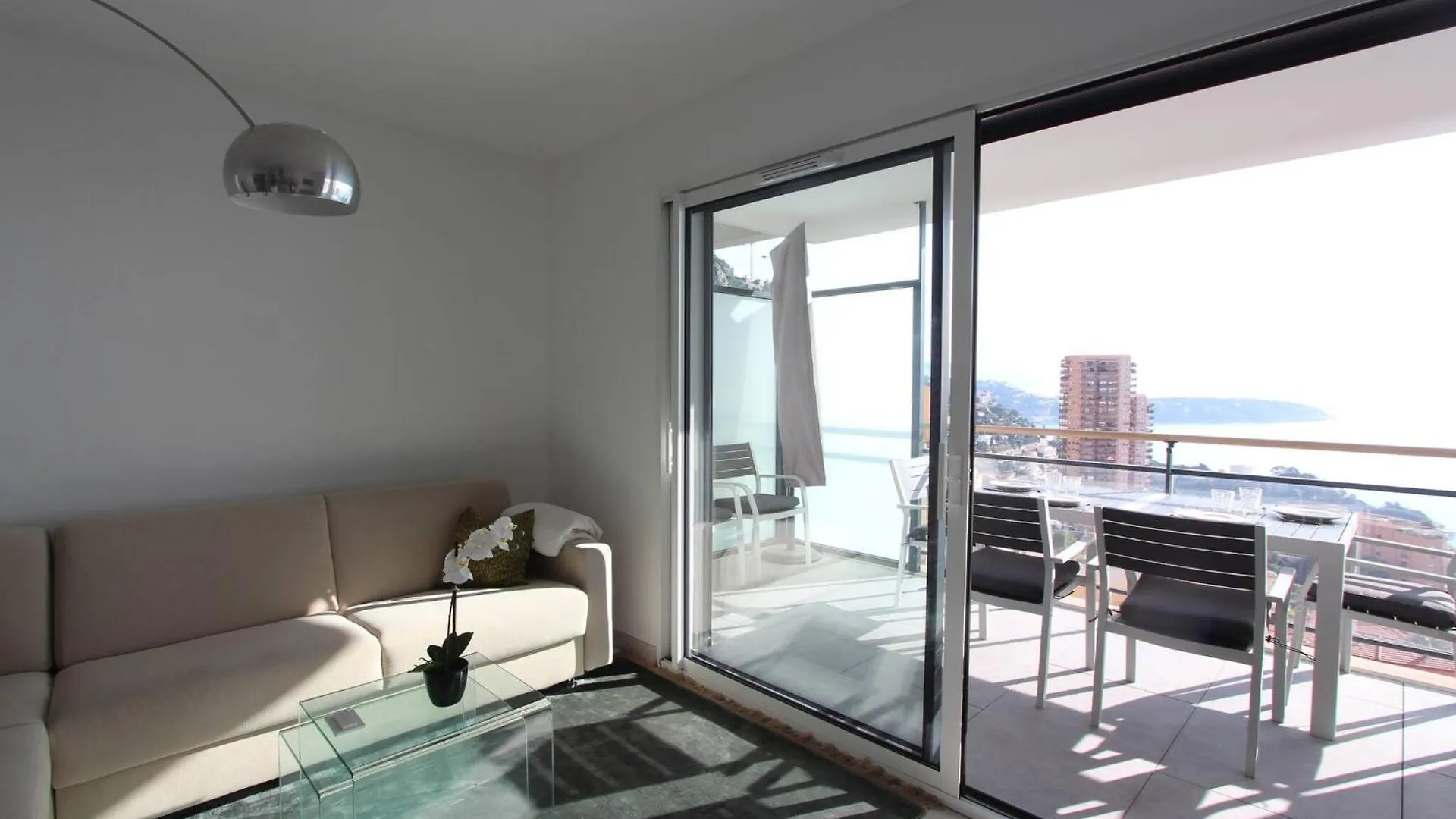 Luxurious Apartments Monaco&Seaview, Infinitypool&Parking Beausoleil France