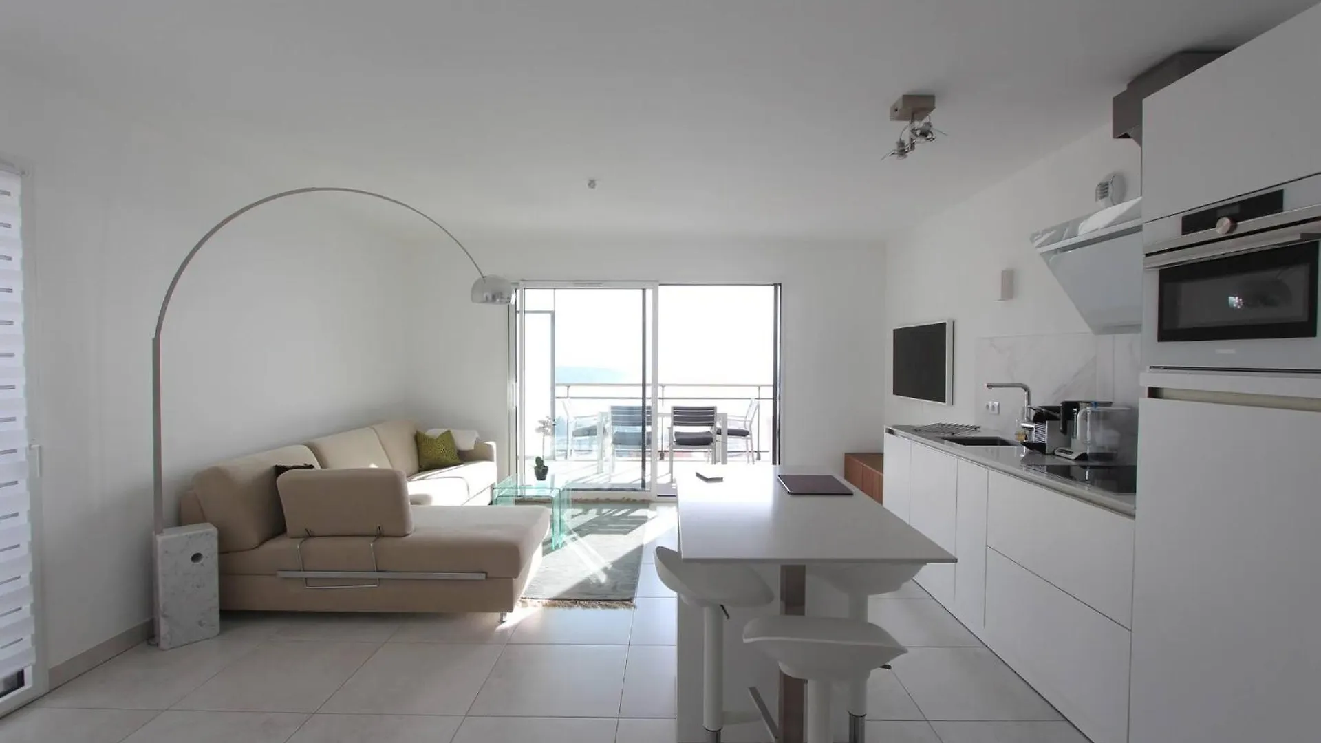 Luxurious Apartments Monaco&Seaview, Infinitypool&Parking Beausoleil France