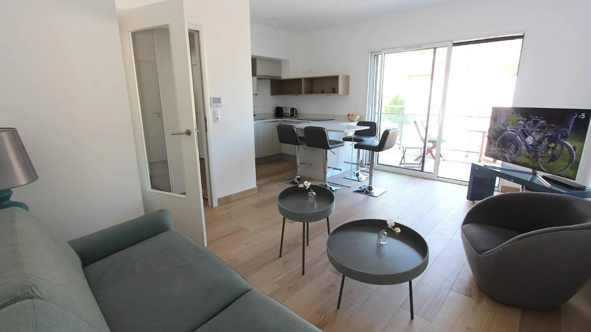 Luxurious Apartments Monaco&Seaview, Infinitypool&Parking Beausoleil France
