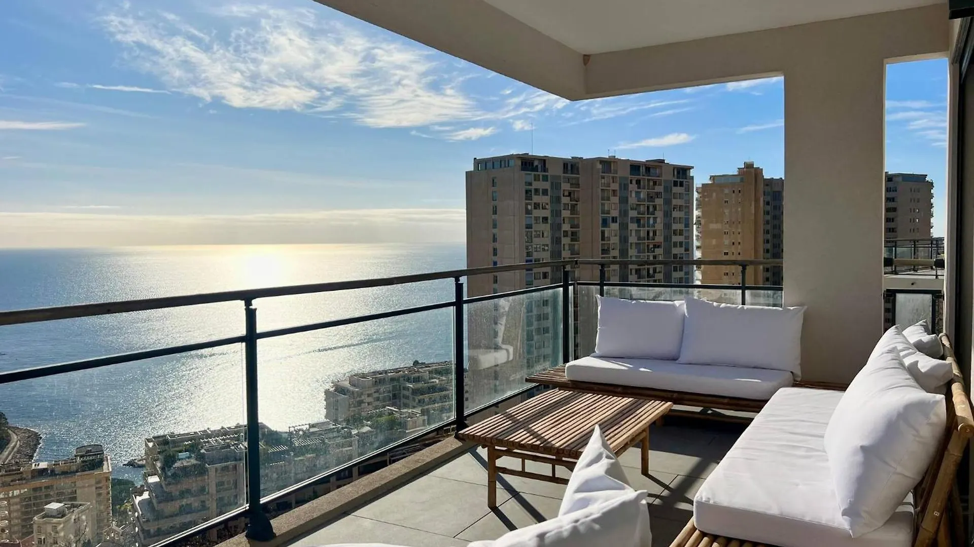 Luxurious Apartments Monaco&Seaview, Infinitypool&Parking Beausoleil France